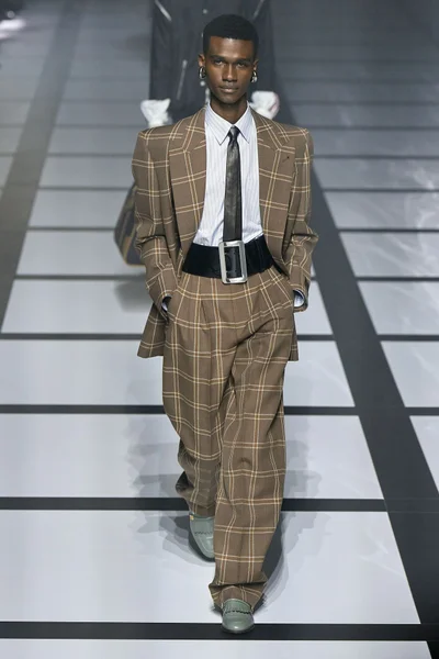 Look 71